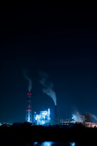 製紙工場の夜